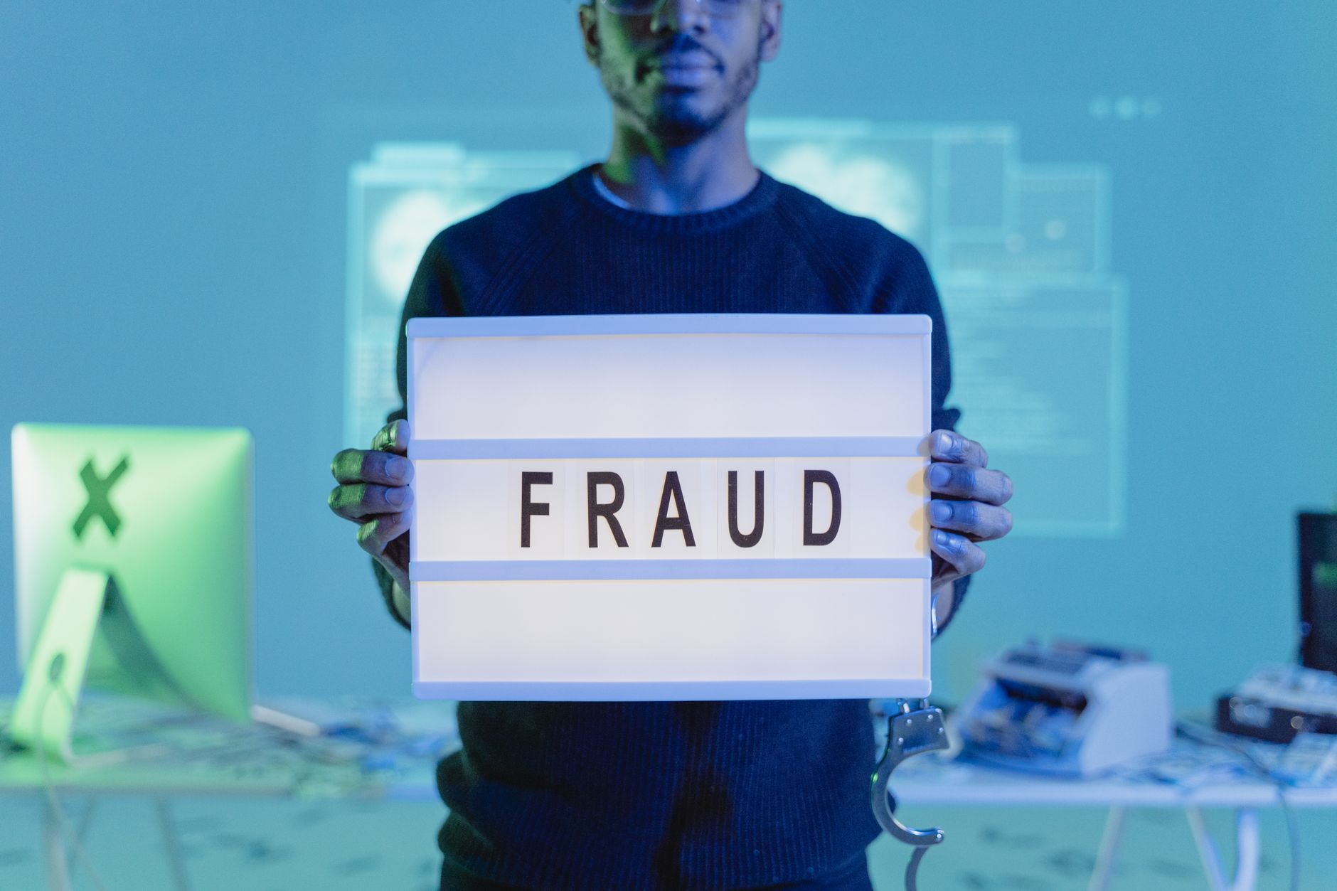Ứng dụng AI Fraud Detection trong ngân hàng và fintech Việt Nam